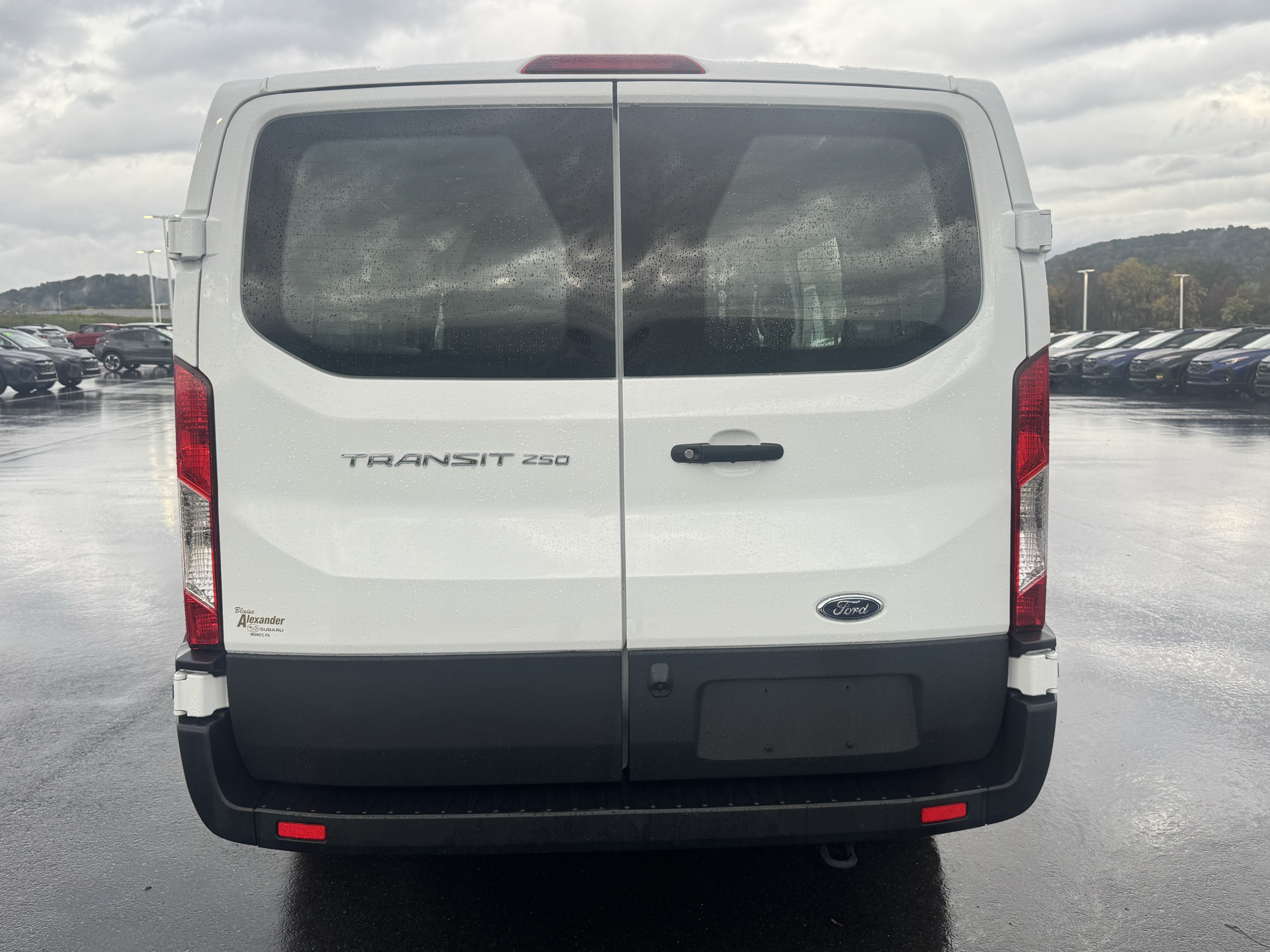 Used 2025 Ford Transit 250 Low Roof w/ Exterior Upgrade Package RWD image 4