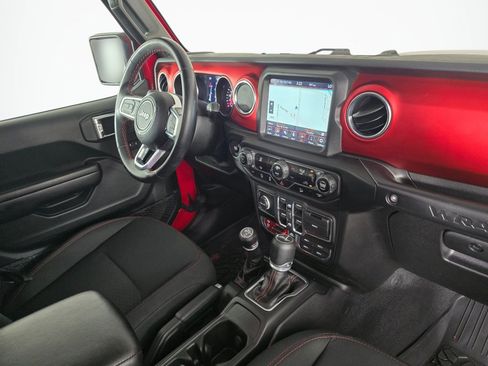 Used 2021 Jeep Wrangler Unlimited Rubicon AWD/4WD image 46