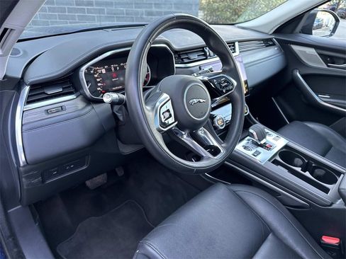 Used 2022 Jaguar F-PACE S image 19