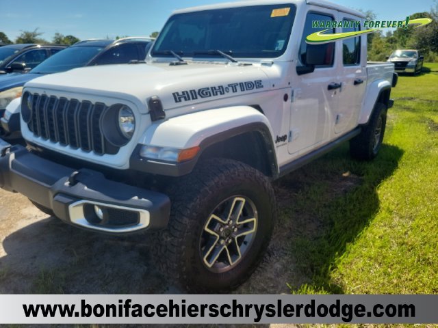 Used 2025 Jeep Gladiator Sport AWD/4WD image 1