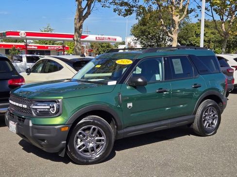 Used 2025 Ford Bronco Sport Big Bend w/ Convenience Package image 2