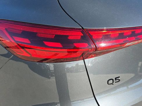 Certified 2025 Audi Q5 Premium Plus w/ Premium Plus AWD/4WD image 37