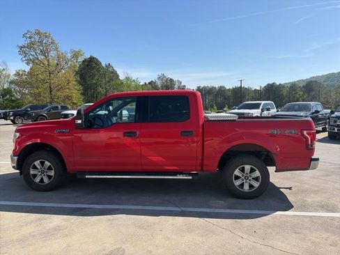 Used 2017 Ford F150 XLT w/ Equipment Group 301A Mid image 5