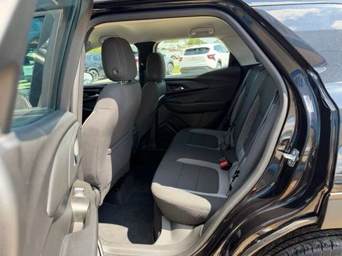 Used 2023 Chevrolet TrailBlazer LS FWD image 10
