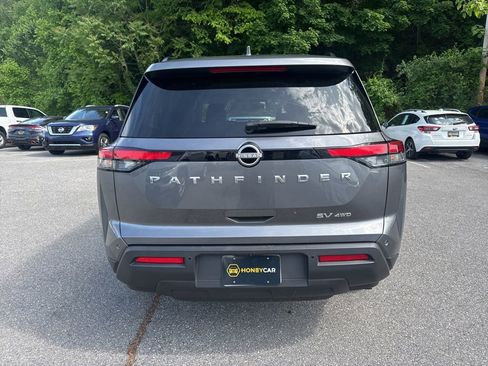 Used 2024 Nissan Pathfinder SV AWD/4WD image 5