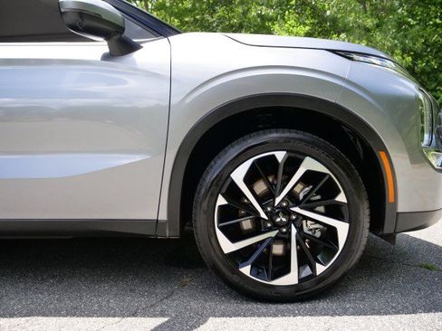 Used 2022 Mitsubishi Outlander SE FWD image 43