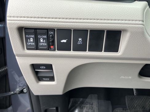 Used 2026 Honda Odyssey EX-L image 19