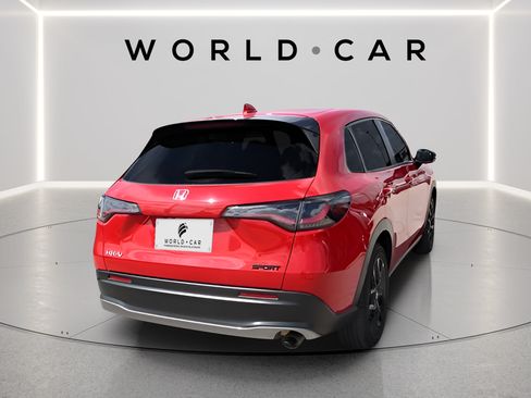 Used 2023 Honda HR-V Sport image 7