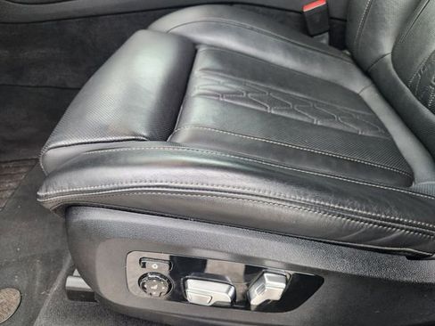 Used 2025 BMW X5 xDrive50e AWD/4WD image 21