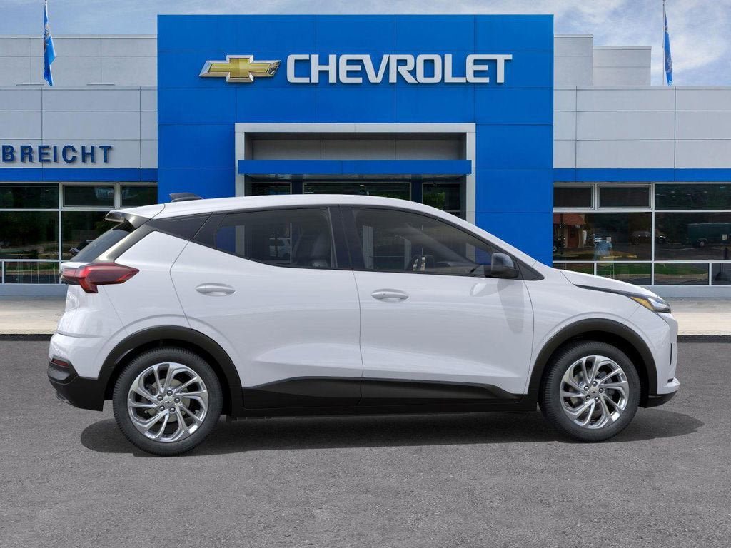 New 2027 Chevrolet Bolt LT w/ Comfort Package FWD image 5