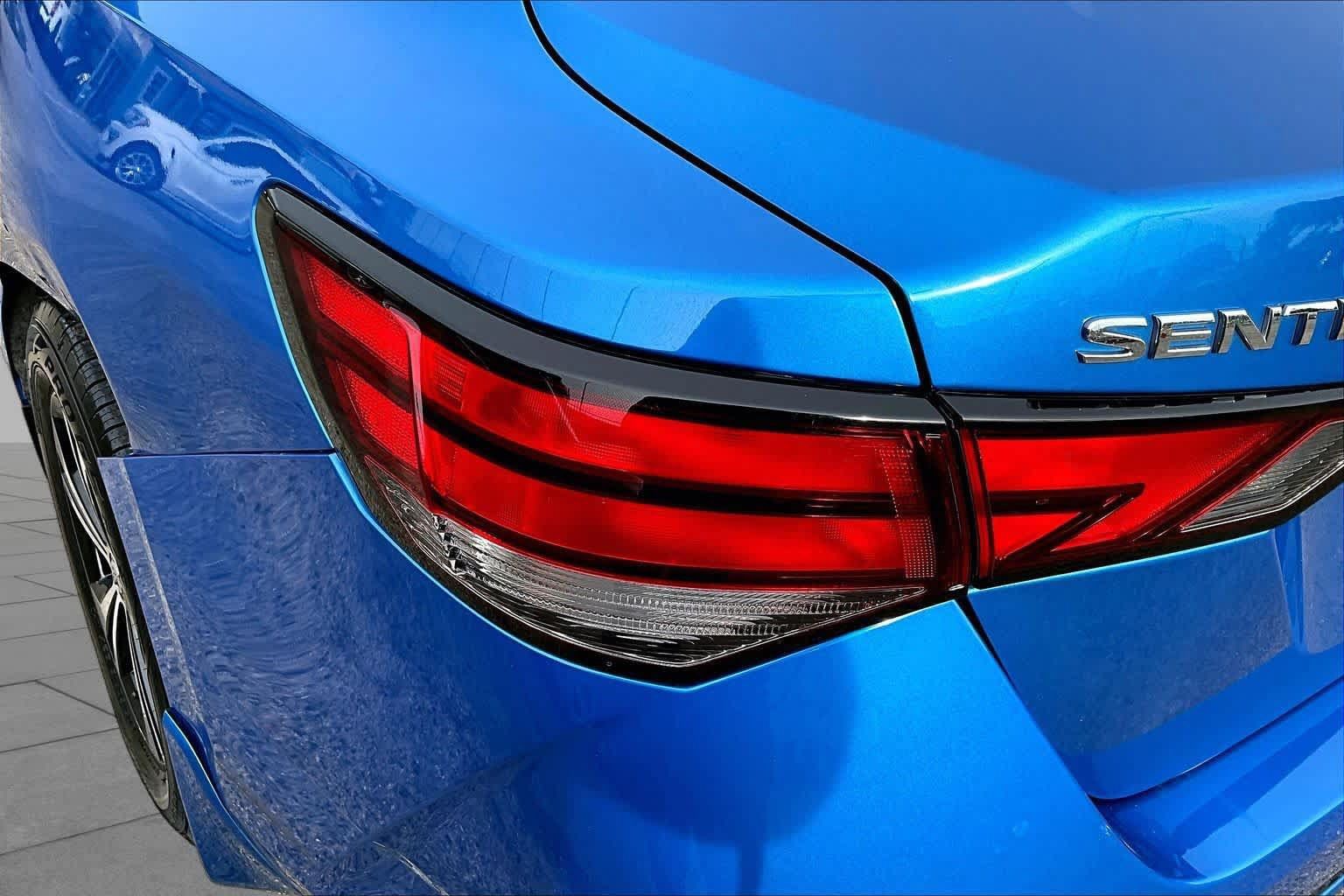 Used 2020 Nissan Sentra SV FWD image 28