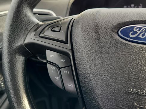 Used 2024 Ford Edge SE AWD/4WD image 13