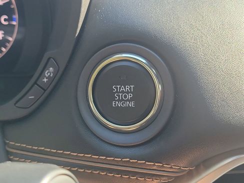 Used 2024 MAZDA CX-90 3.3 Turbo w/ Premium Plus Pkg image 31