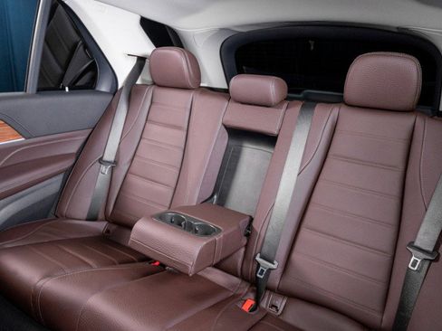 Used 2023 Mercedes-Benz GLE 350 4MATIC image 17