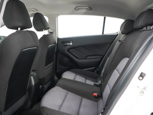 Used 2016 Kia Forte LX FWD image 13