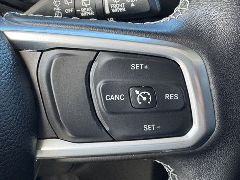 Used 2021 Jeep Wrangler Unlimited Sahara w/ Cold Weather Group image 34