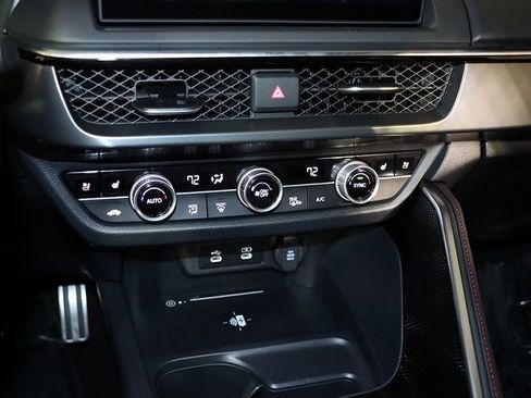 Certified 2025 Acura ADX A-Spec image 19