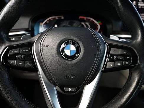 Used 2023 BMW 530i xDrive w/ Convenience Package image 32