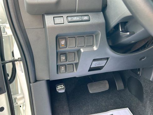 New 2026 Nissan Frontier SV w/ Tow Package image 17