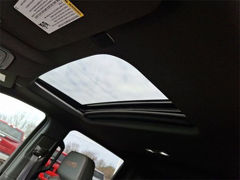 Used 2025 Chevrolet Silverado 2500 High Country w/ High Country Premium Package image 11