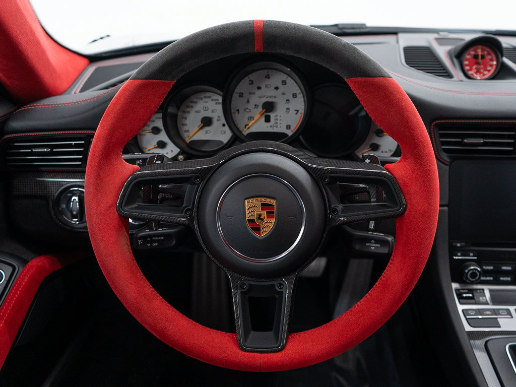 Used 2018 Porsche 911 GT2 RS RWD image 22
