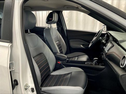 Certified 2023 Nissan Kicks SR w/ SR Premium Package image 11