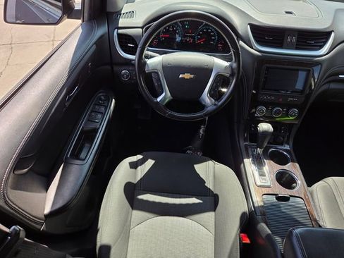 Certified 2015 Chevrolet Traverse LT image 12