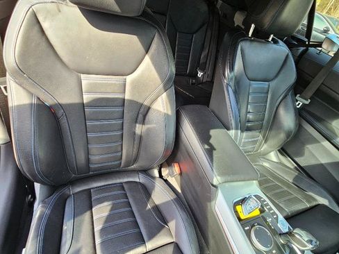 Used 2021 BMW M440i Convertible image 32