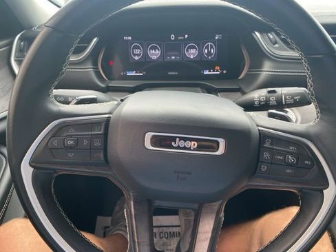 Used 2021 Jeep Grand Cherokee L Limited AWD/4WD image 21