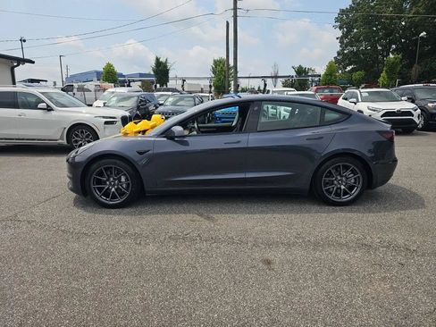 Used 2023 Tesla Model 3 Standard Range RWD image 5