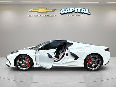 Used 2024 Chevrolet Corvette Stingray Preferred Cpe w/ Z51 Performance Package image 12