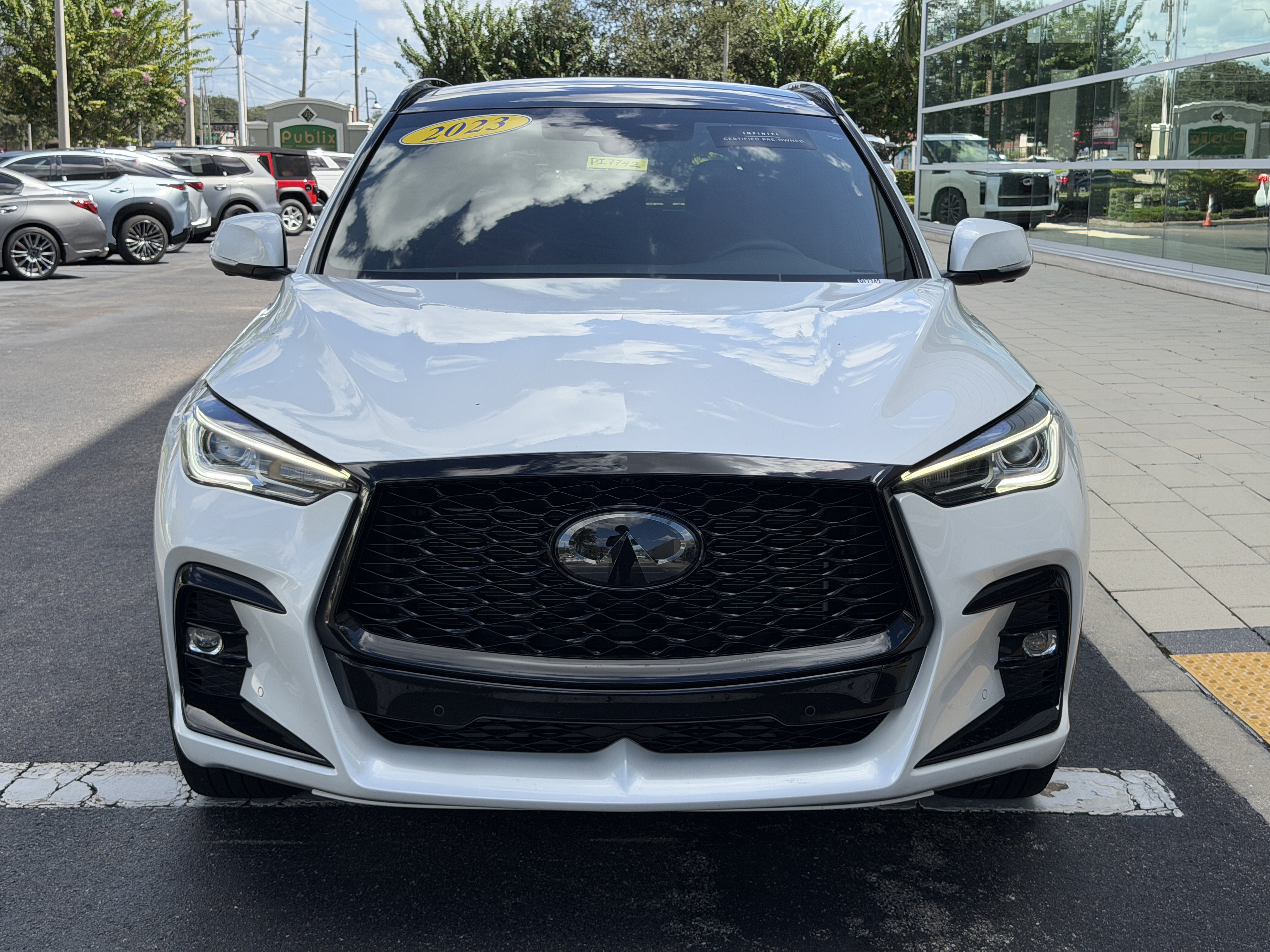 Certified 2023 INFINITI QX50 Sport FWD image 2