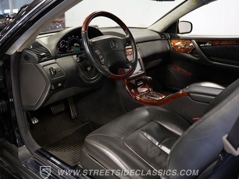 Used 2003 Mercedes-Benz CL 600 image 4