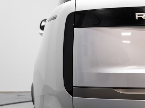 Used 2023 Land Rover Range Rover Autobiography image 53