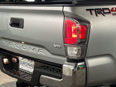 Used 2023 Toyota Tacoma TRD Off-Road image 8