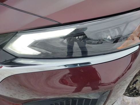 Used 2024 Nissan Altima 2.5 SV image 17