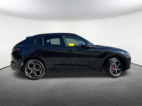 Used 2025 Alfa Romeo Stelvio Sprint w/ Veloce Package AWD/4WD image 15