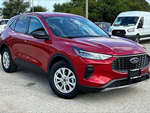 Used 2023 Ford Escape Active image 38