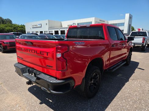 Used 2019 Chevrolet Silverado 1500 LT Trail Boss AWD/4WD image 9