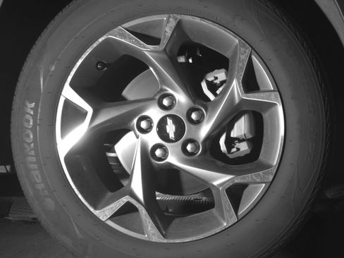 Used 2025 Chevrolet Trax LT w/ LT Convenience Package image 13