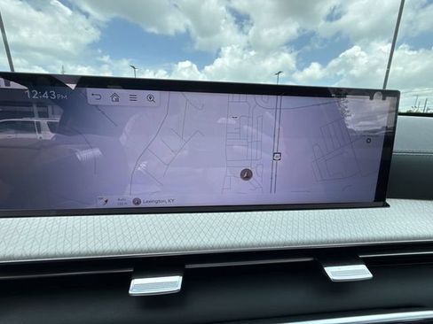 New 2026 Genesis GV80 3.5T Prestige AWD/4WD image 18