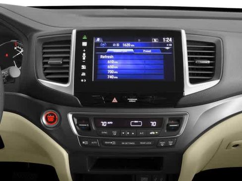 Used 2016 Honda Pilot EX image 9