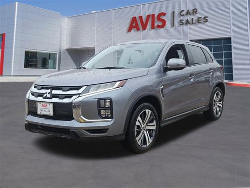 Used 2025 Mitsubishi Outlander Sport SE image 1