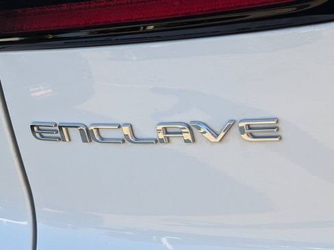 Used 2026 Buick Enclave Sport Touring FWD image 8