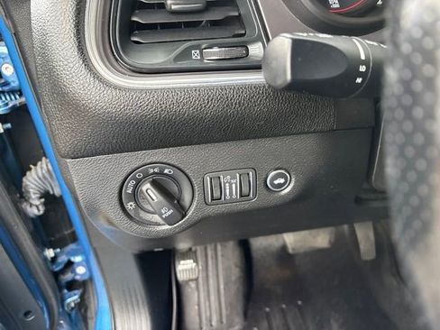 Used 2022 Dodge Challenger GT w/ Driver Convenience Group AWD/4WD image 17