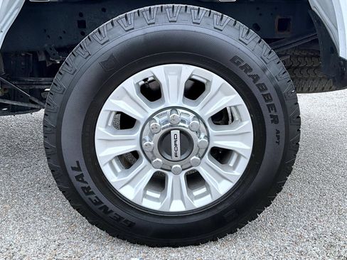 Used 2022 Ford F250 XL w/ STX Appearance Package AWD/4WD image 22