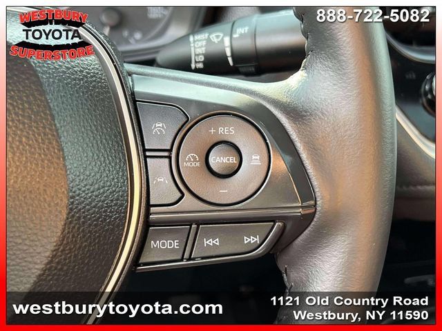 Used 2024 Toyota Corolla SE w/ SE Premium Package FWD image 23