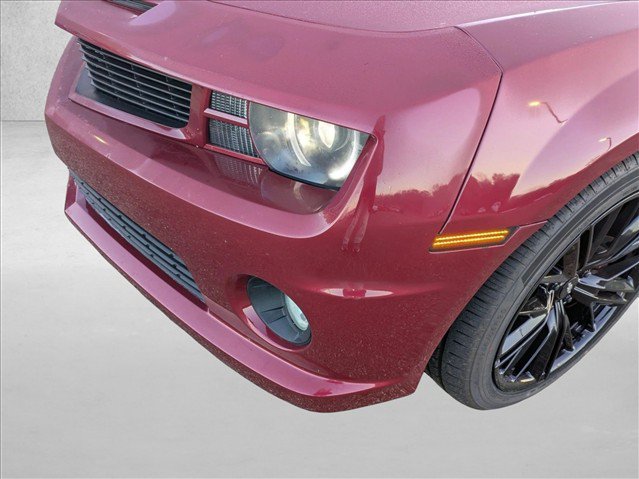 Used 2010 Chevrolet Camaro SS w/ RS Package RWD image 9