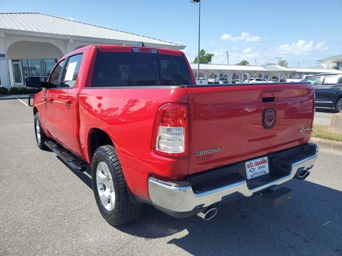 Used 2021 RAM 1500 Big Horn AWD/4WD image 3