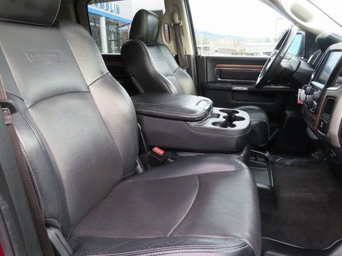 Used 2017 RAM 1500 Laramie image 41